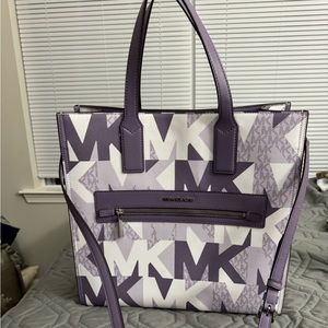 Michael Kors Kenly Large Tote Bag